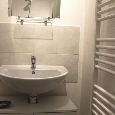 T2 Pres Des Thermes De Avec Accueil Chaleureux Et Inclus - Fr-1-584-339 * Nancy
